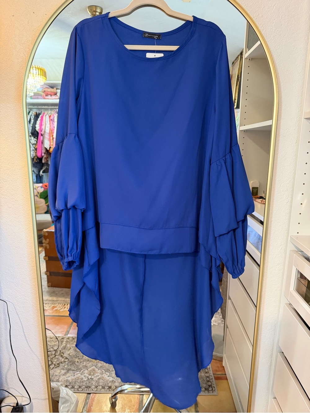 Women's Lantern Long Sleeve Round Neck High Low Asymmetrical Irregular Hem Top